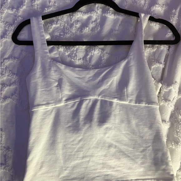 Edikted White Crop Top - Picture 2 of 6